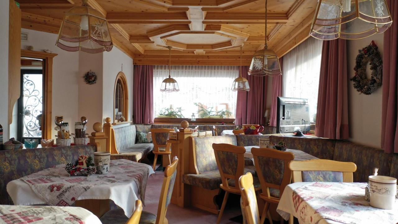 Garni Valdan Hotel ฟัลกาเด ภายนอก รูปภาพ
