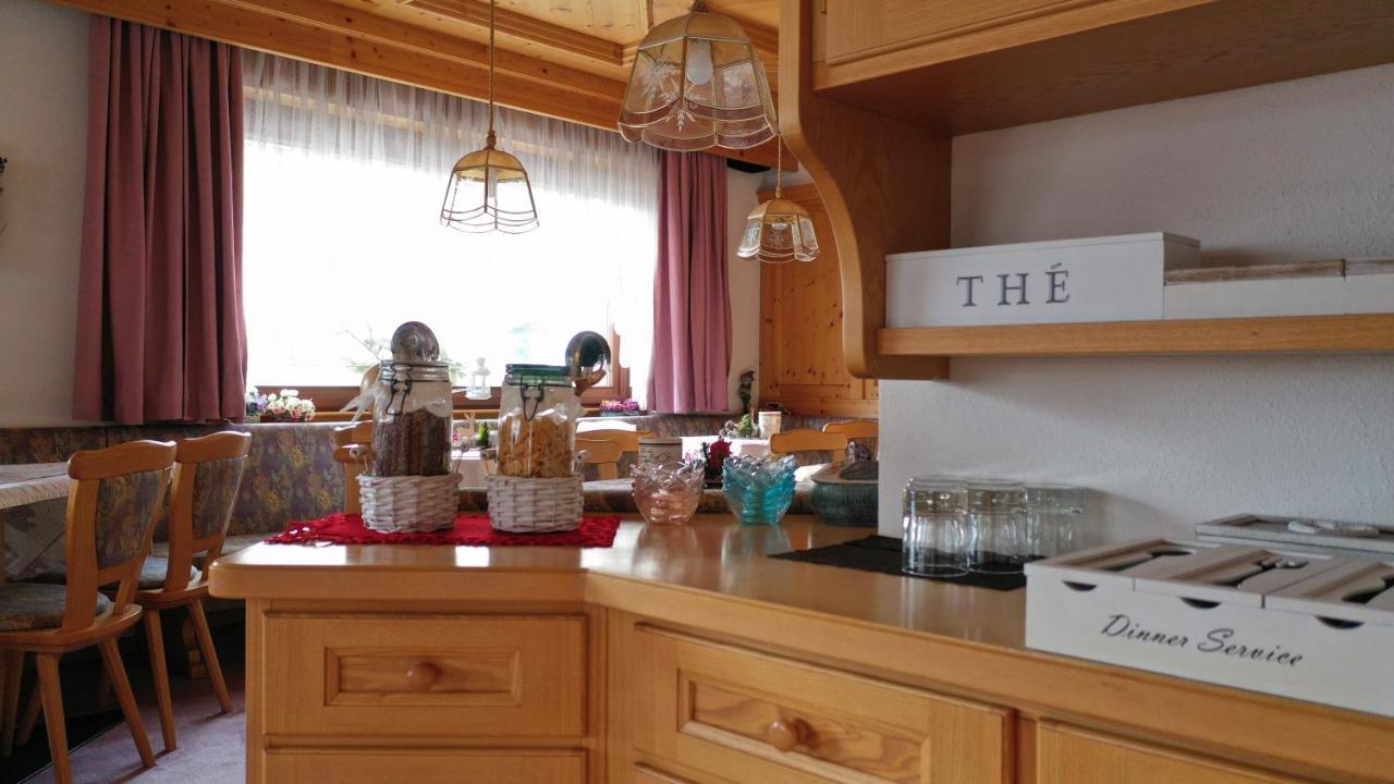 Garni Valdan Hotel ฟัลกาเด ภายนอก รูปภาพ